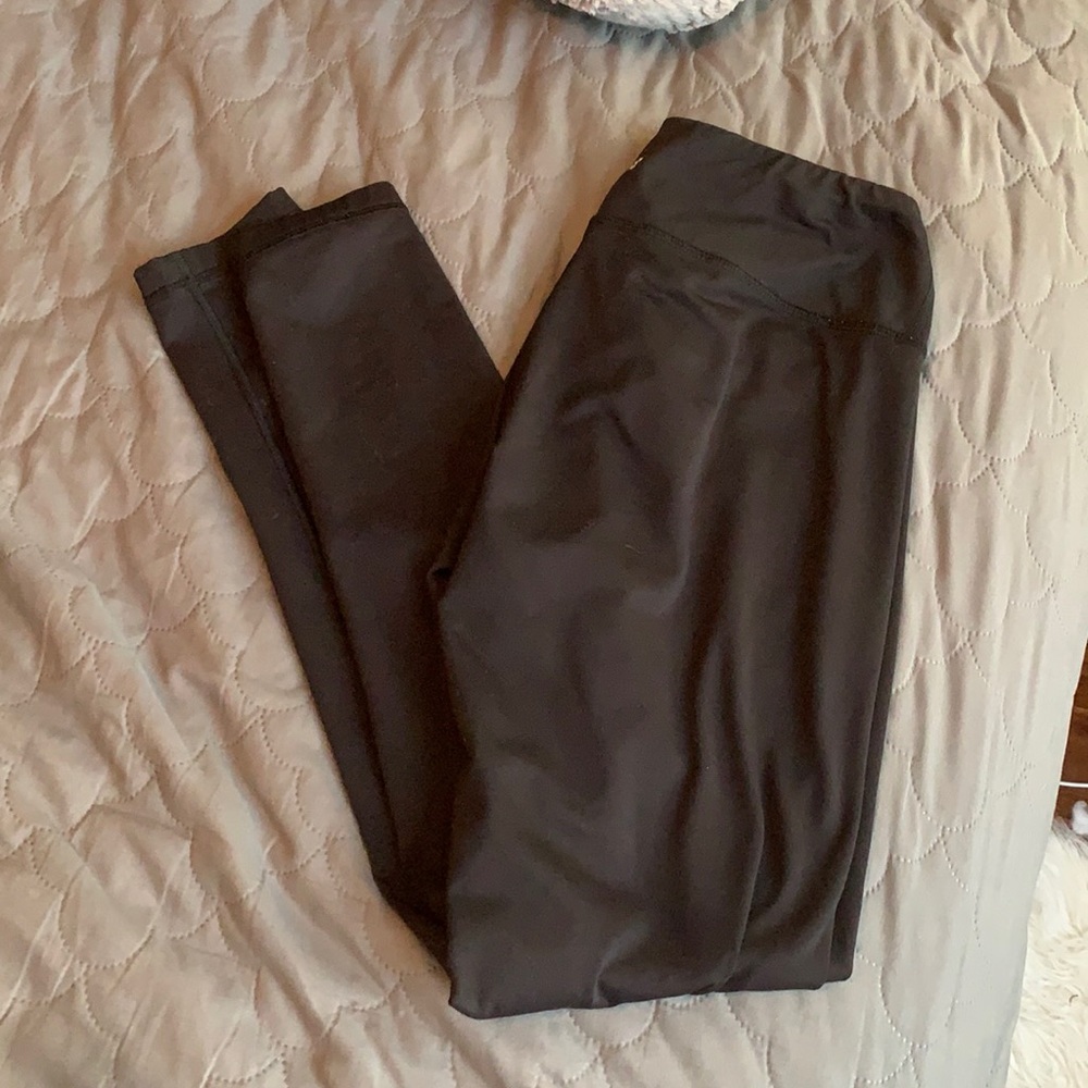 Black ankle leggings